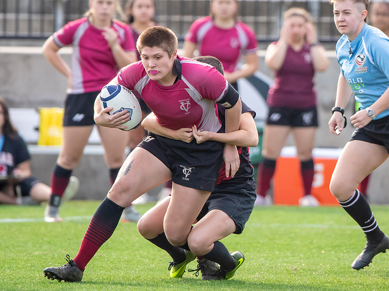 Action shot of Vassar rugby player Emily Howell ’22 